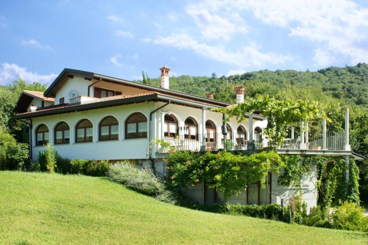 Standard Double room with garden view