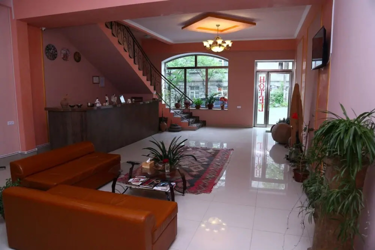 Hotel Mthnadzor
