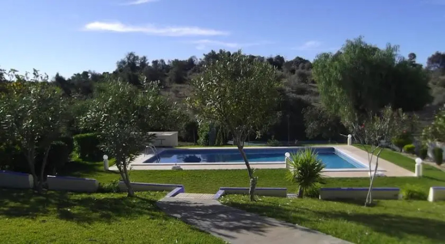 Countryside Villa with Jacuzzi and Pool