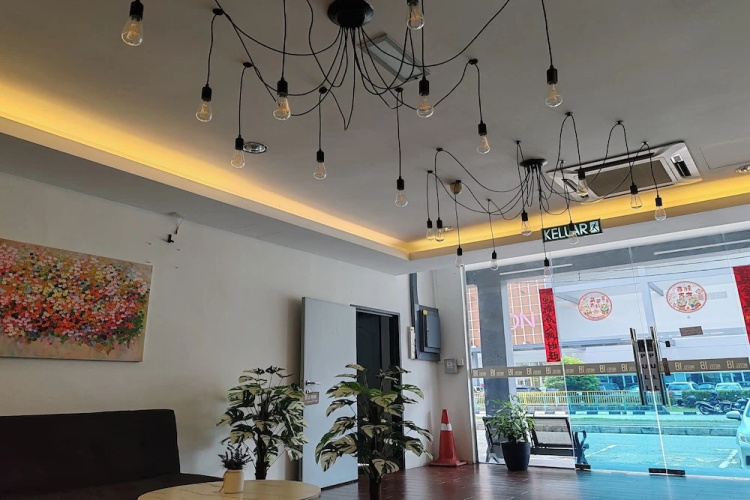 Hotel 18, Ipoh Aeon Mall