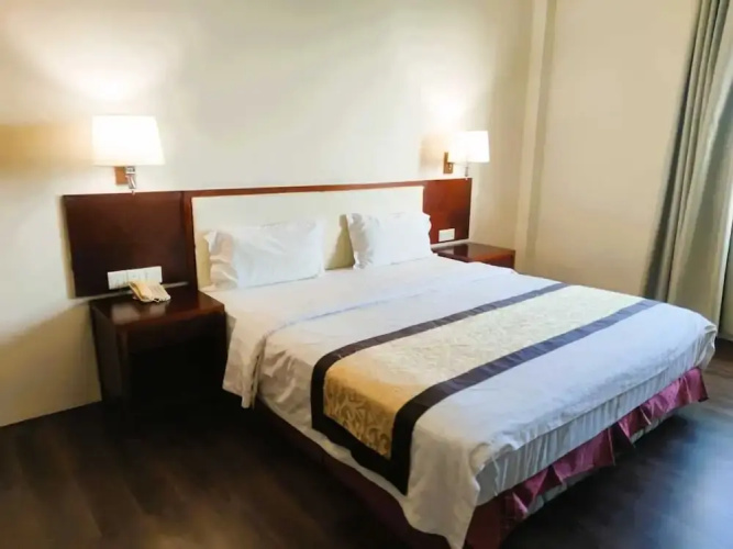 Hotel O Atari Inn