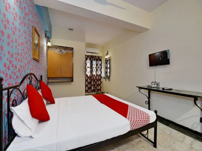 OYO 13000 Hotel Utsav Residency