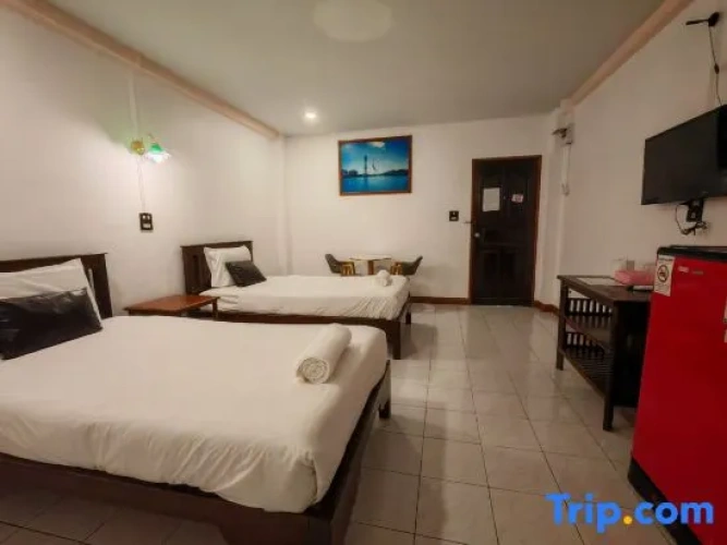 Standard Double room with city view