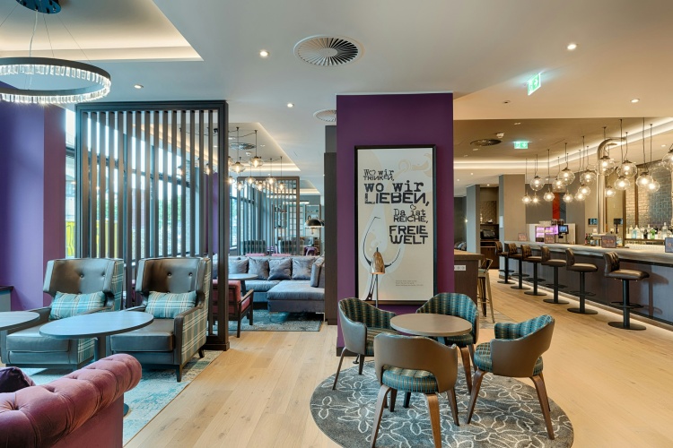 Premier Inn Hamburg City Klostertor photo 14