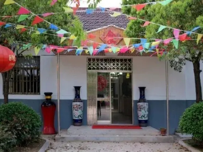 Jinteng Hostel