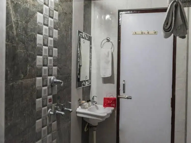 OYO Rooms Dargah Bazar