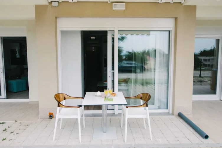 Apartments Leone