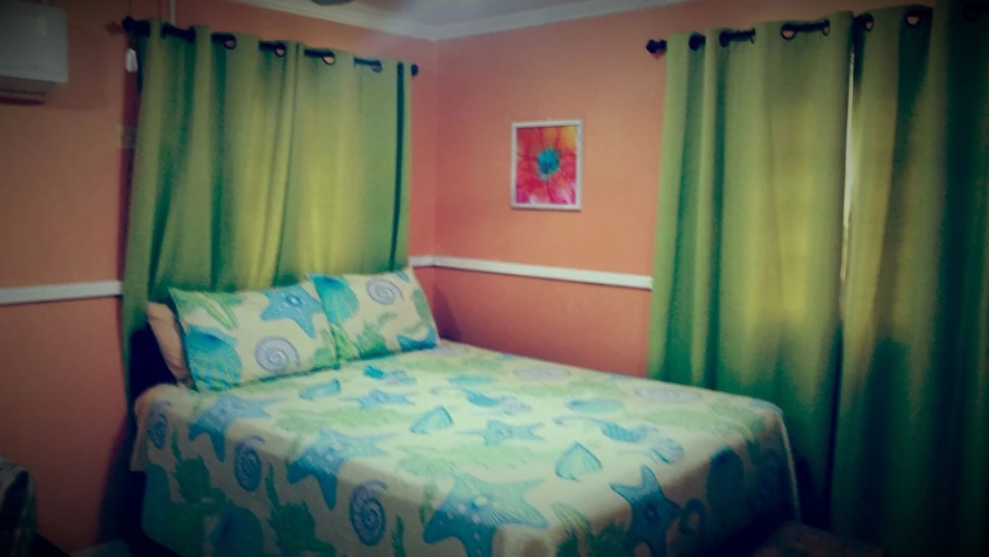 The Oasis at Oaklands Apartment 2