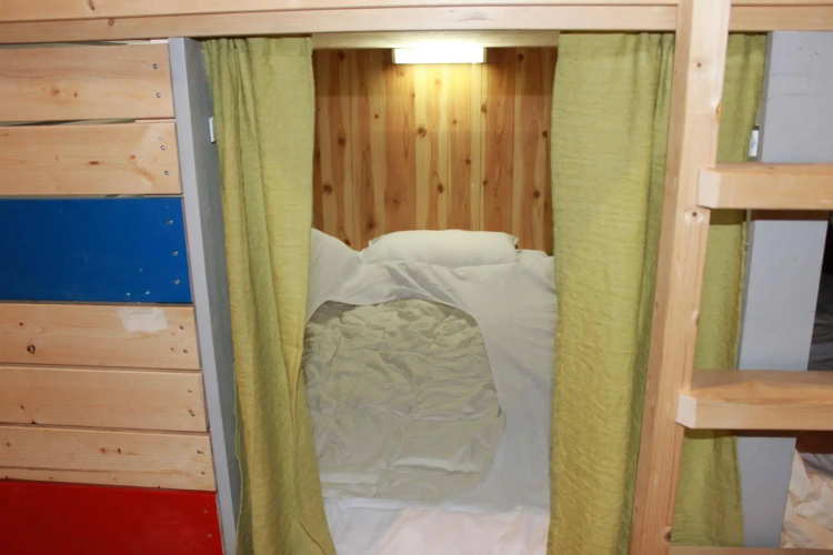 Hostel Azalea