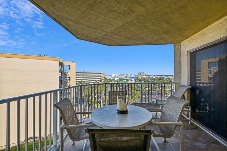 Inlet Reef 515 2 Bedroom Condo by RedAwning