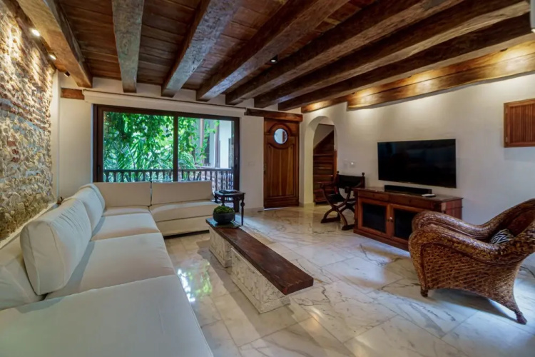 Goitia Apartment-rooftop Jacuzzi