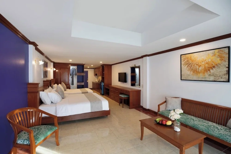 Standard Family room