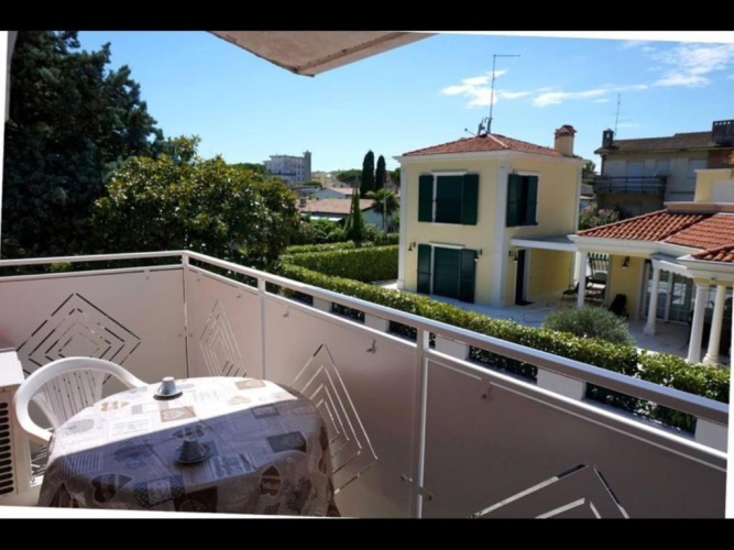 2 Bedrooms Twin Apartment with balcony