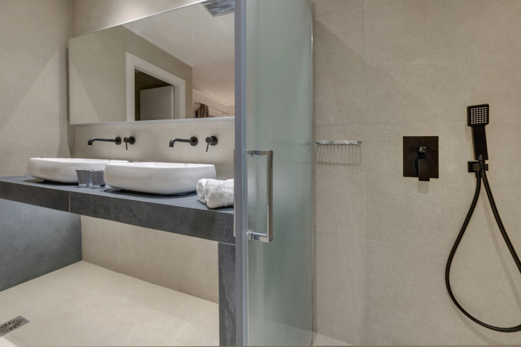 Chrysonisos Suites