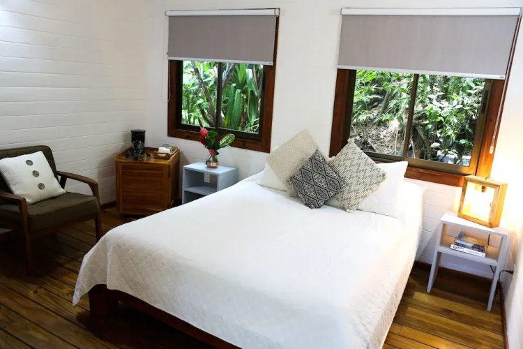 Moana Lodge