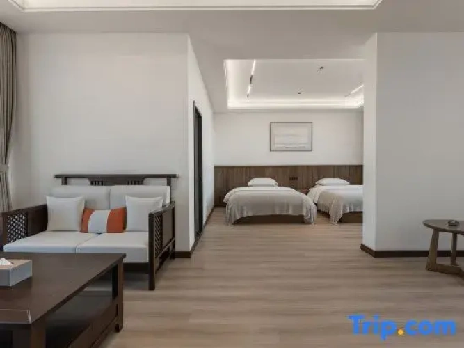 1 Bedroom Suite