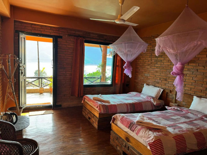 Nar-Bis Hotel