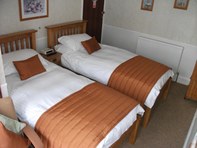 Standard Twin room