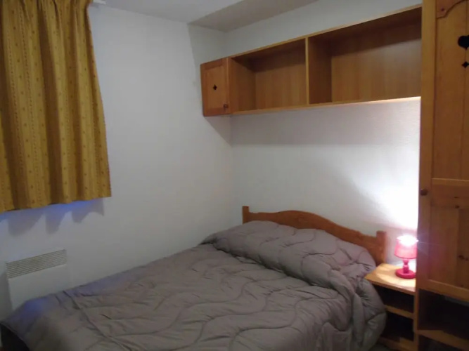 Lou Services Apartment J13 LSI 001