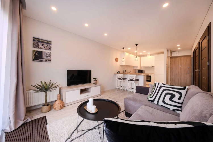 1 Bedroom Comfort Apartment with courtyard view