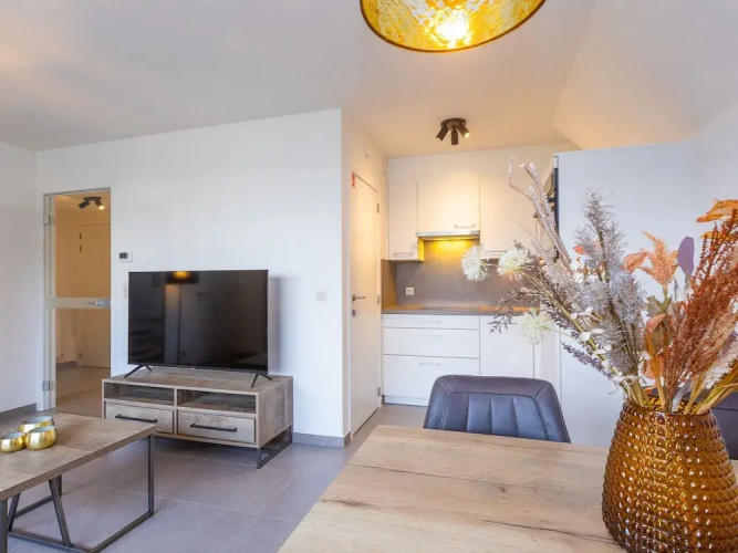 Apartment With Cosy Sunny Terrace