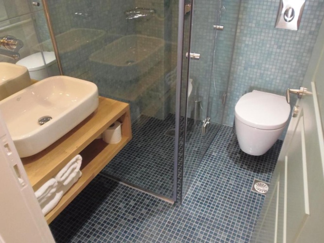 Economy Triple room with view