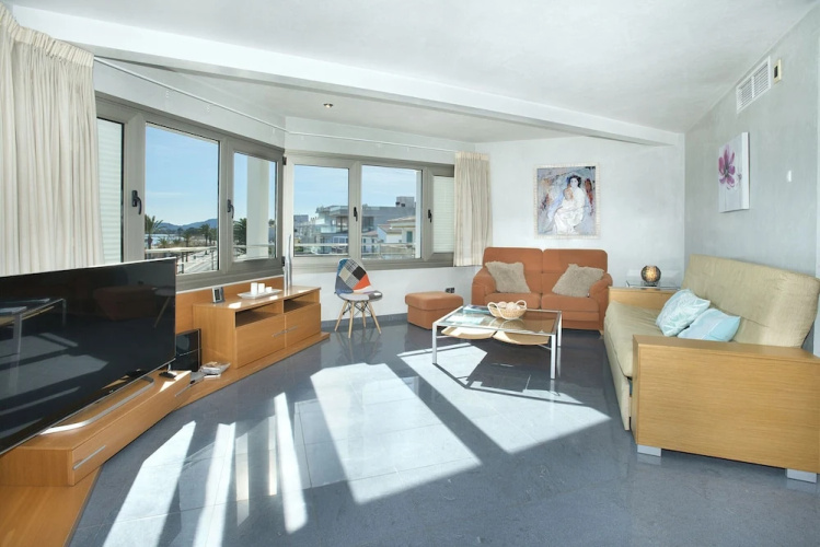 Luxury Sea View Apartment
