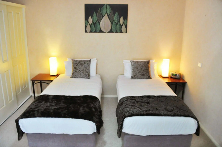 Oyster Cove Chalet