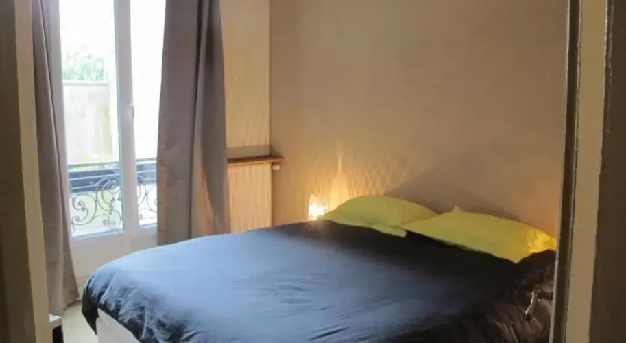 Apartment between Montmartre and Opera