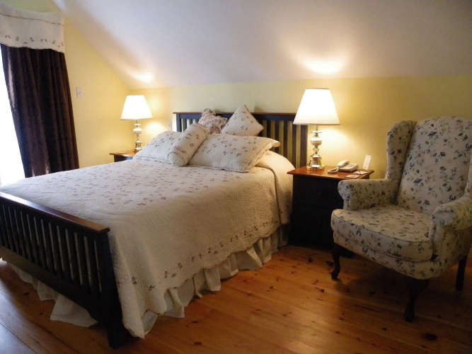 The Colonel's In B&B
