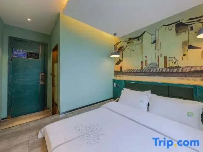 Standard Double room with garden view