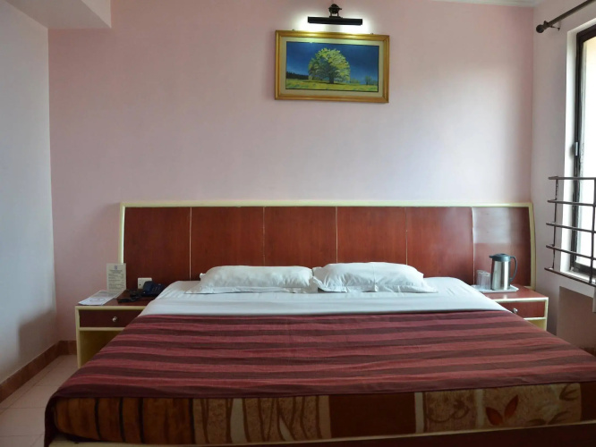Hotel Pushpak