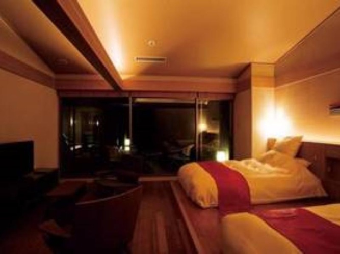 2 Bedrooms Twin Suite with ocean view