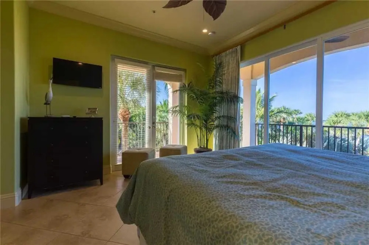 064-North Pointe Beach House