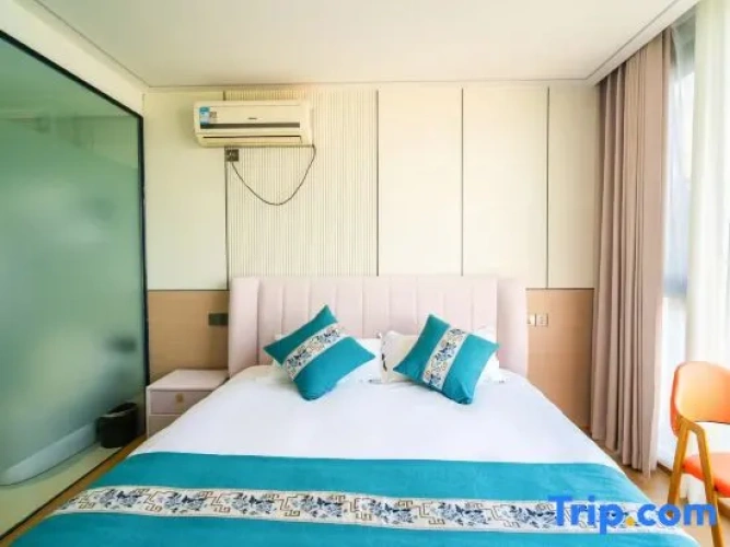 Standard Double room with lake view