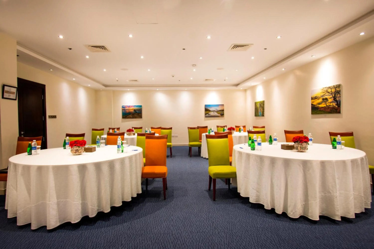 City Seasons Muscat Hotel