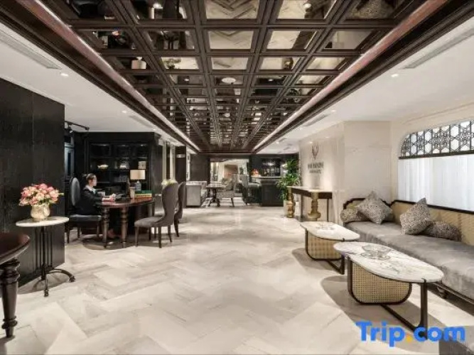 Luxe Paradise Suites Hotel & Spa