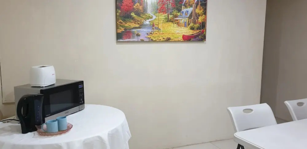 Queen's Comfort Inn