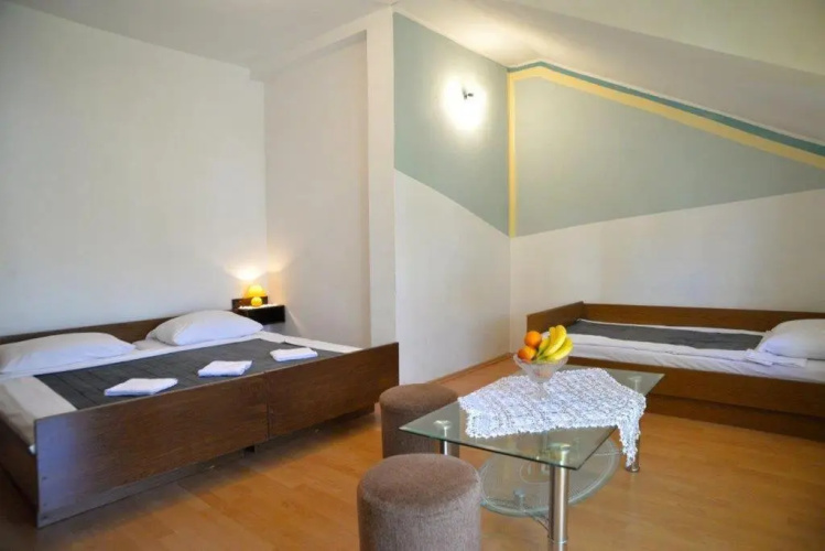 Apartments Crljić
