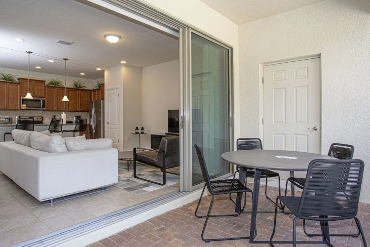 8879 Windsor Westside 57186/59042
