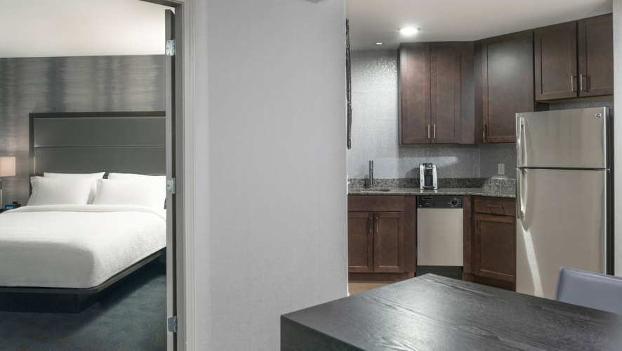 1 Bedroom Suite