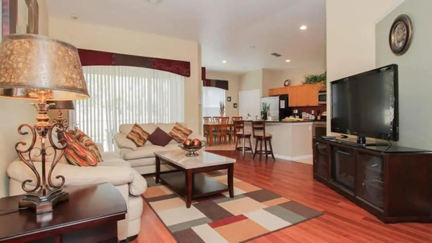 8058 Windsor Palms Resort