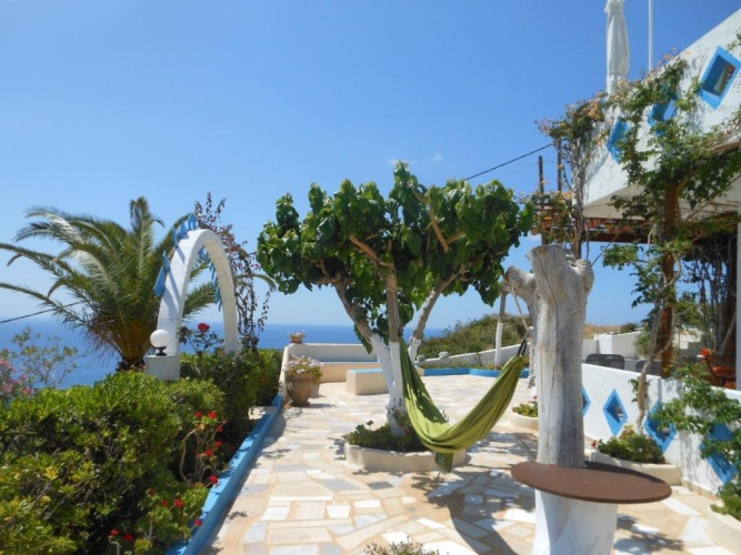 1 Bedroom Apartment with sea view