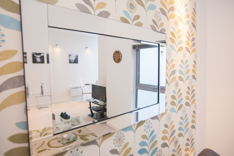 Hamilton Grace - Paramount Apartments