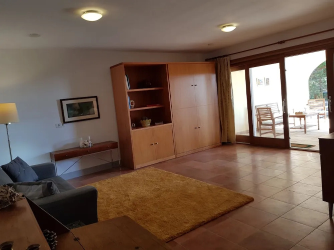 Villa Tamarit Guest House