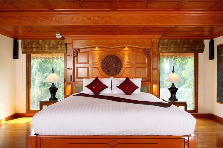 3 Bedrooms Villa with balcony