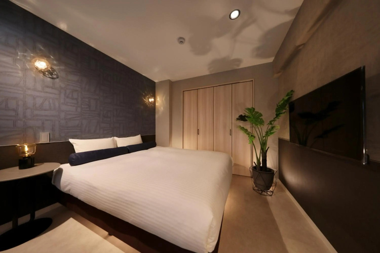 Dotombori Crystal Hotel 3