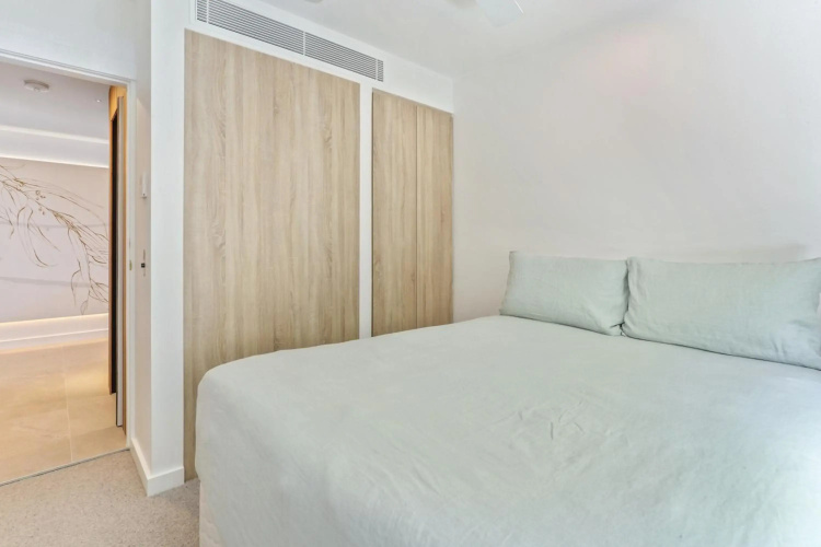 La Mer Apartment #10