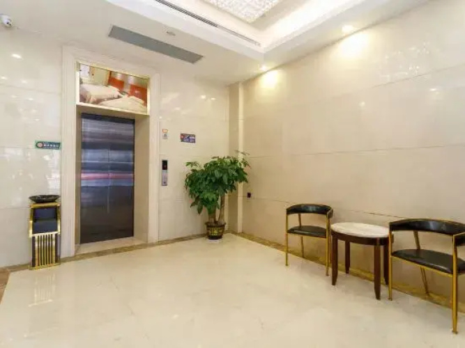 Shenzhen huaqiaoli Hotel