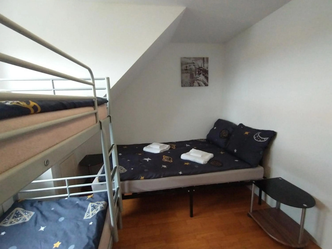 Apartment with a garden
